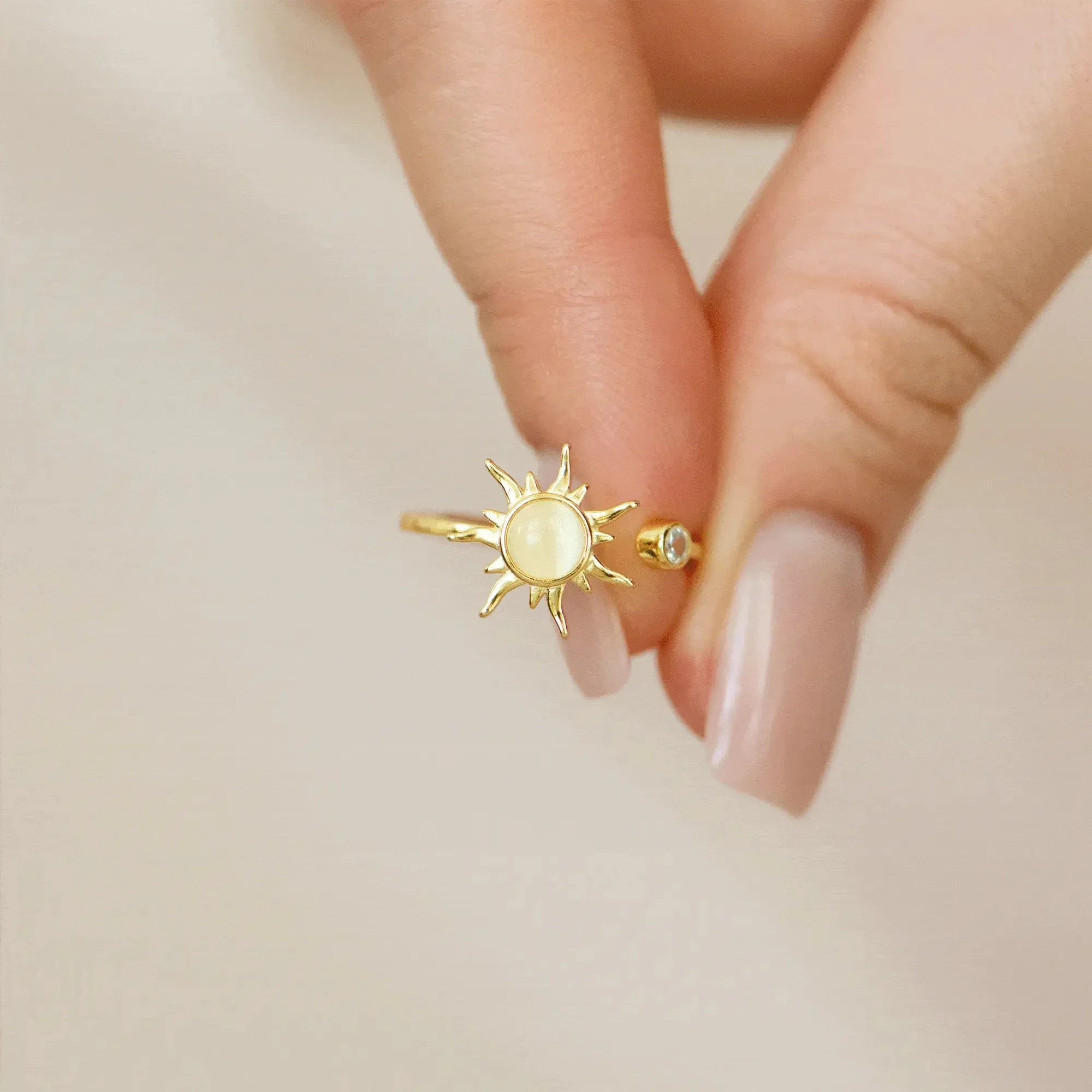 SUNSHINE FIDGET RING